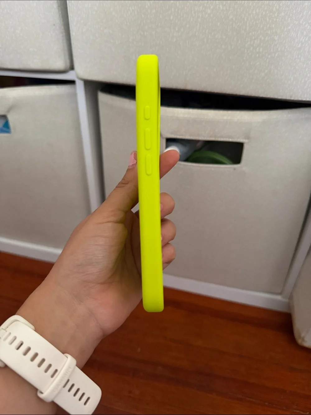 Neon Green Silicone iPhone 16 pro Case - Protective Slim Fit